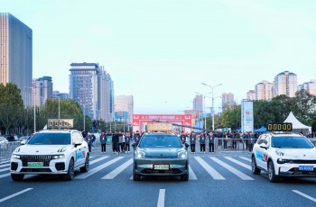2023信阳马拉松官方指定用车——领克汽车「挑战惯例 不止于车」